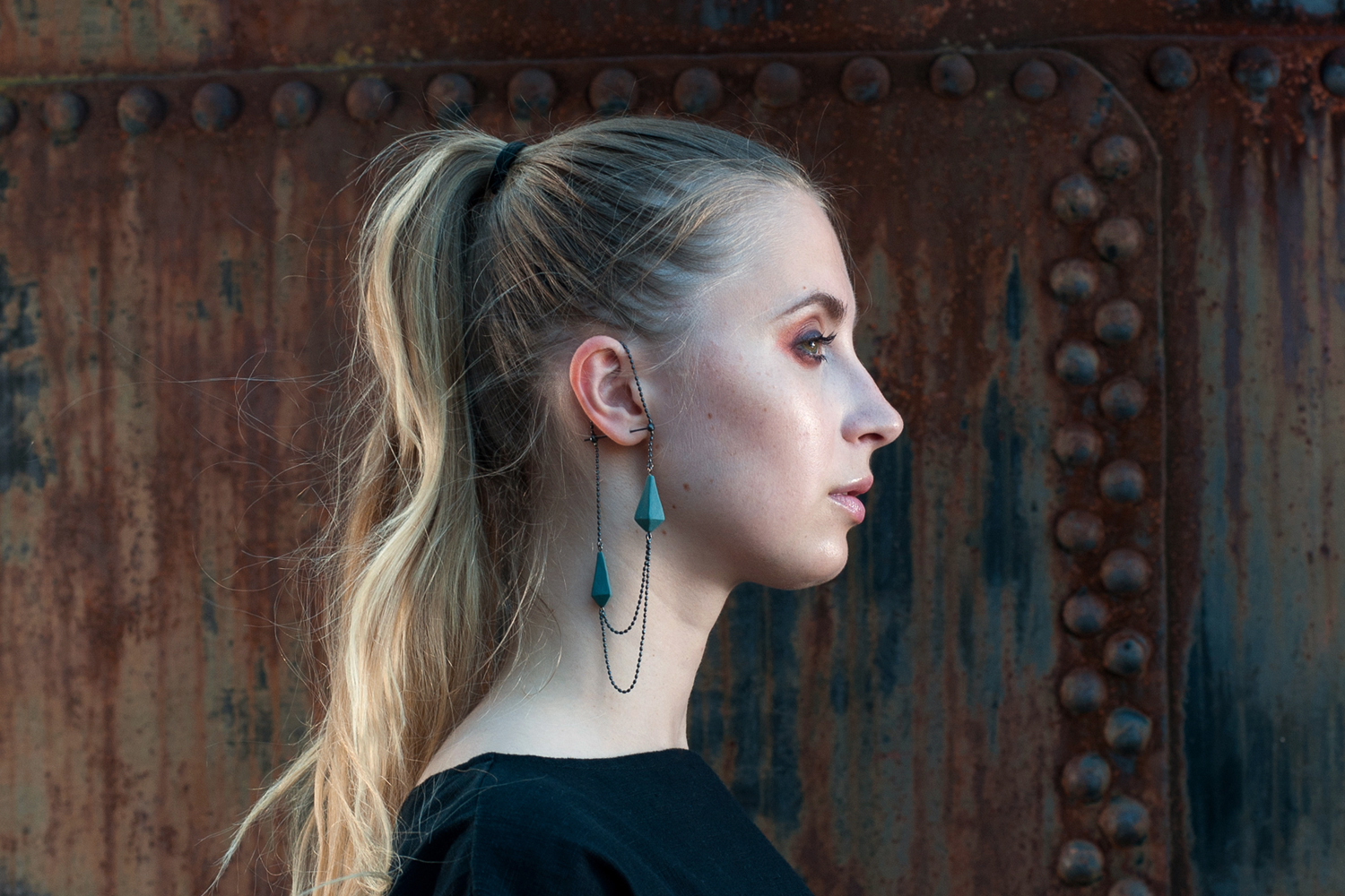 juuret_green_earring